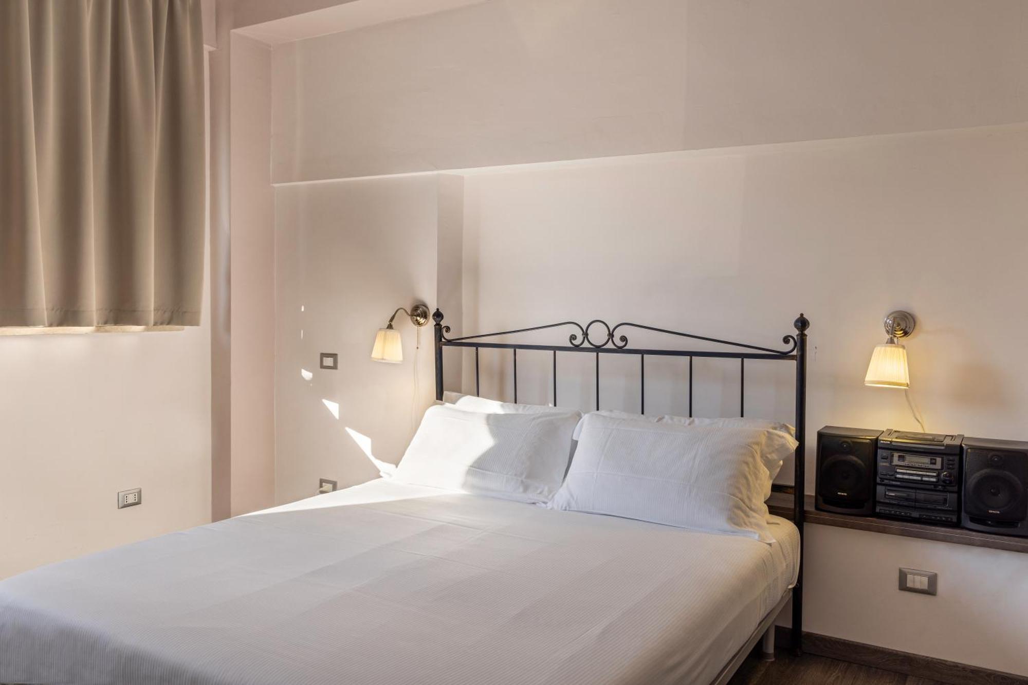 V Hotel Ancona Quarto foto